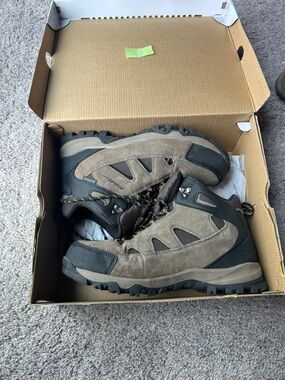 Eddie Bauer Men's Brown Hiking Boots - Size 10½